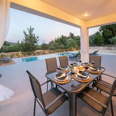 וילה Diosas Luxury Andipáta